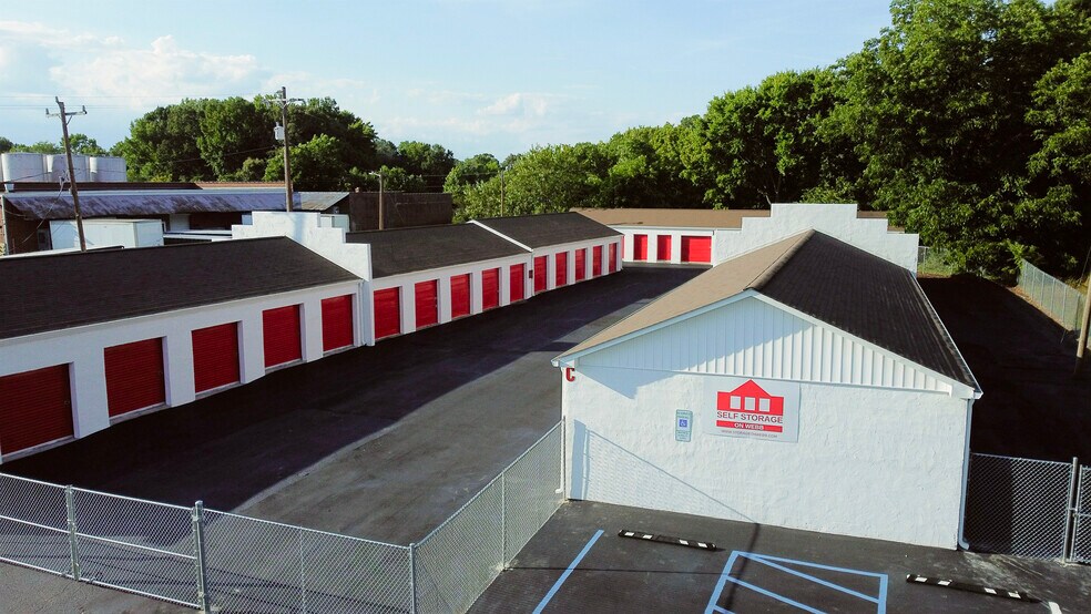 More Photos Of 1439 W Webb Ave, Burlington Self Storage For Sale