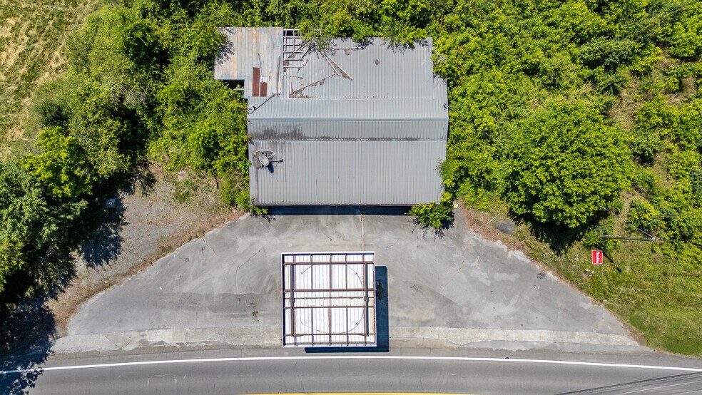 More Photos Of 1640 Beaverdale Rd NE, Dalton General Retail For Sale