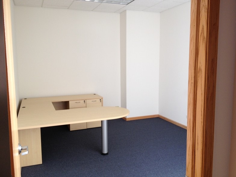 More Photos Of 1061 E Main St, East Dundee Office For Lease