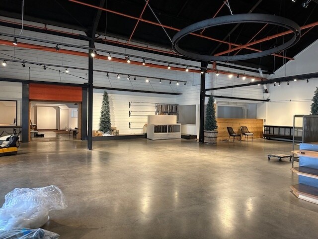 More Photos Of 835 Lincoln Ave, Napa Freestanding For Lease