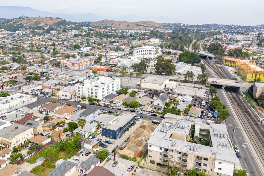 More Photos Of 1817 Sichel St, Los Angeles Land For Sale