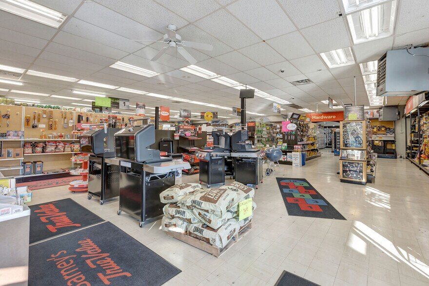 More Photos Of 3375 Dayton-Xenia Rd, Dayton General Retail For Sale