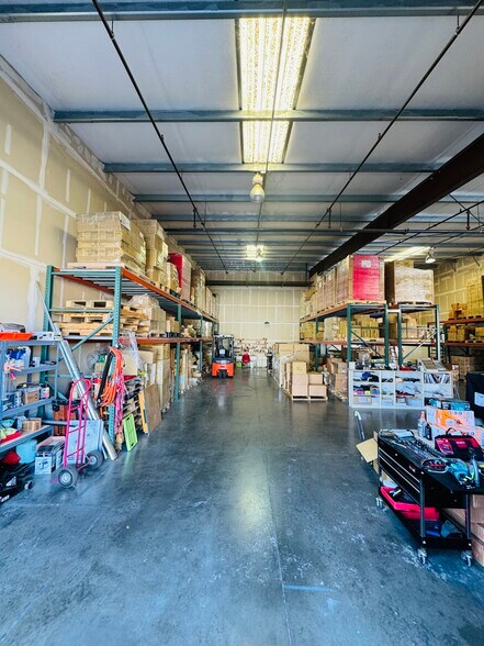 More Photos Of 17600-17722 Murphy Pky, Lathrop Warehouse For Sale
