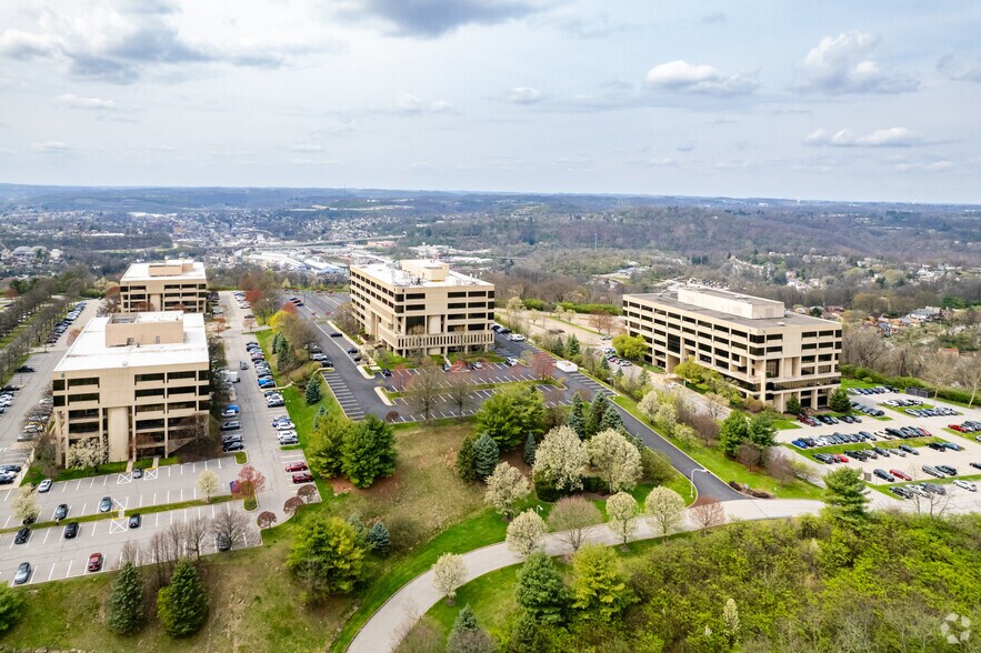 More Photos Of 750 Holiday Dr, Pittsburgh Office Residential For Lease