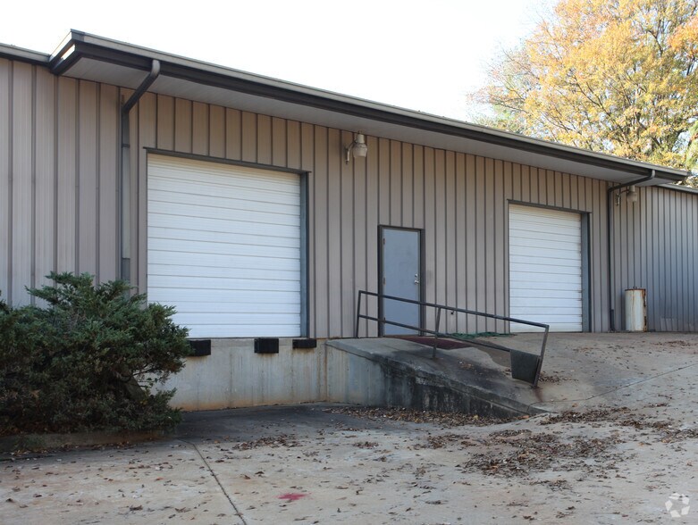 More Photos Of 6965 Commercial Dr, Morrow Warehouse For Sale