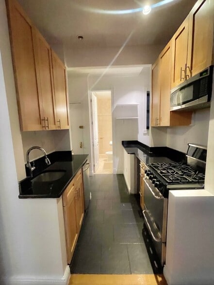 More Photos Of 212 E 29th St, New York Apartments For Sale
