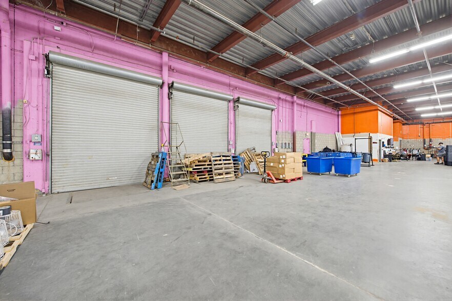 More Photos Of 15001 S Figueroa St, Gardena Distribution For Sale