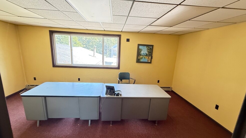 More Photos Of 148 Marlboro Rd, Southborough Industrial For Sale