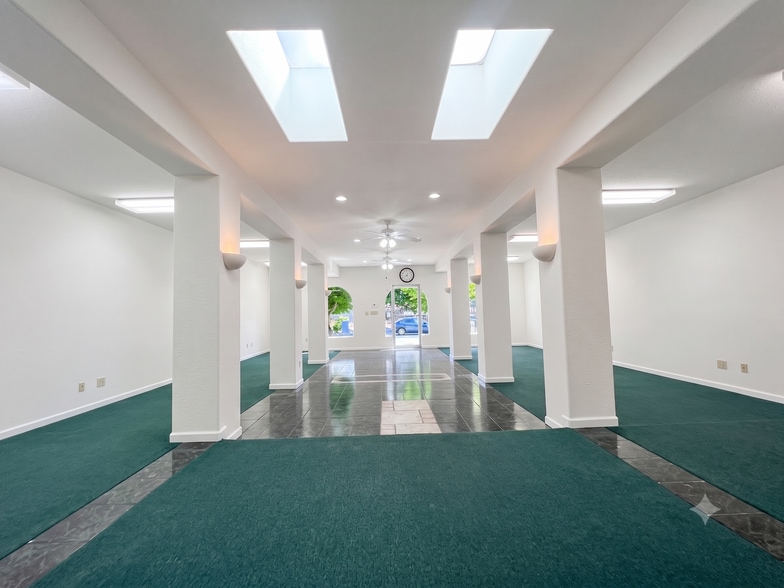 More Photos Of 1616 Alhambra Ave, Martinez Storefront For Lease