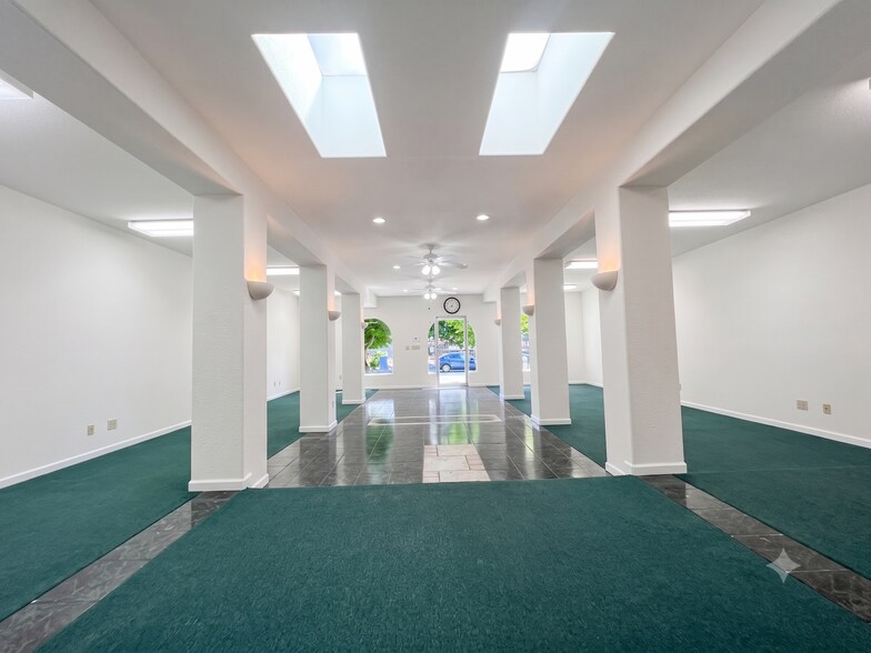 More Photos Of 1616 Alhambra Ave, Martinez Storefront For Lease
