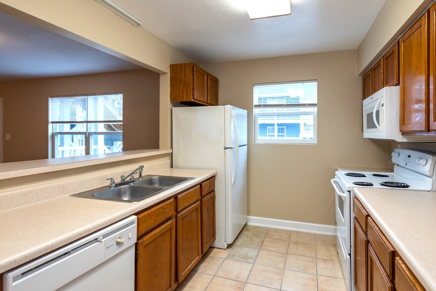 More Photos Of 2111 Pretty Lake Ave, Norfolk Apartments For Sale