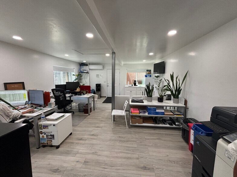 More Photos Of 3559 Vista Ave, Lemon Grove Warehouse For Sale