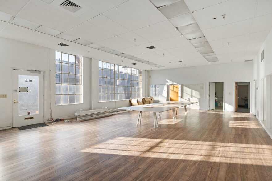 More Photos Of 4512-4514 Hollis St, Emeryville Warehouse For Lease