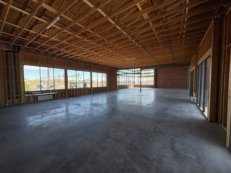 More Photos Of 20700 W Thomas Rd, Buckeye Medical For Lease