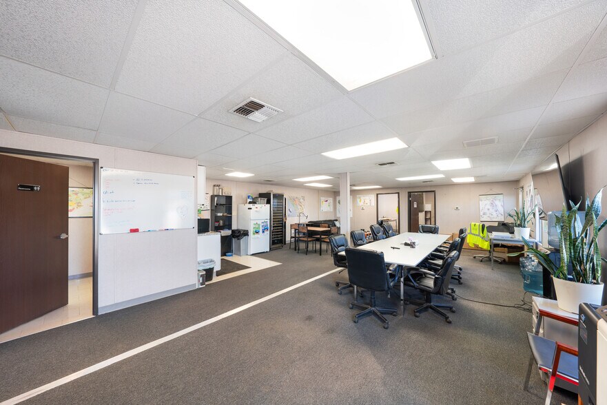 More Photos Of 2208 Olivet Rd, Santa Rosa Industrial For Sale