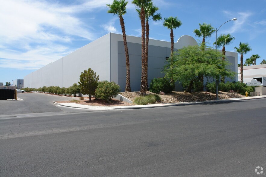 More Photos Of 3005-3009 E Post Rd, Las Vegas Service For Lease