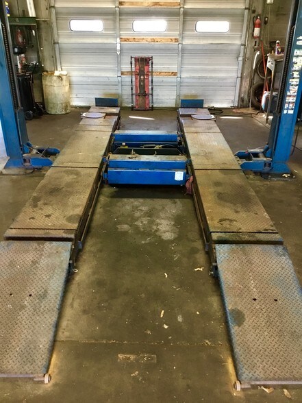 More Photos Of 133 Courthouse Ln, Bowling Green Auto Repair For Sale