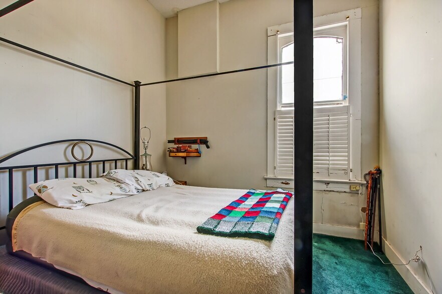 More Photos Of 516 Ash St, Fernandina Beach Freestanding For Sale