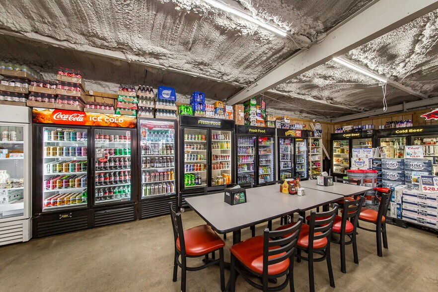 More Photos Of 3953 Highway 95, Cleveland Convenience Store For Sale