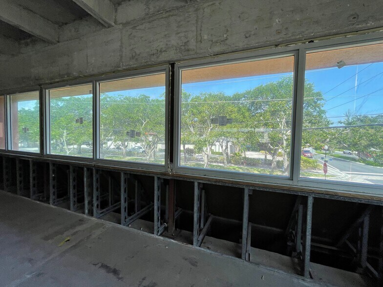 More Photos Of 500 SE Osceola St, Stuart Medical For Sale