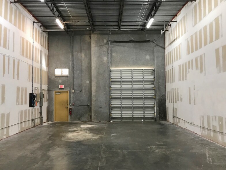 More Photos Of 10388 State Road 84, Davie Warehouse For Lease