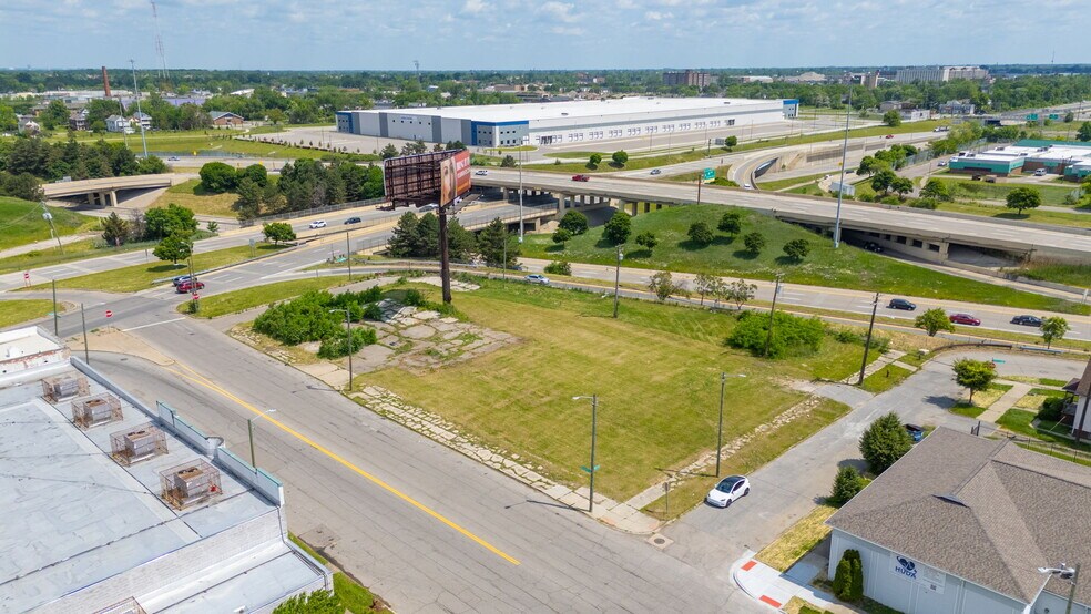 More Photos Of 13300 Woodrow Wilson St, Detroit Land For Sale