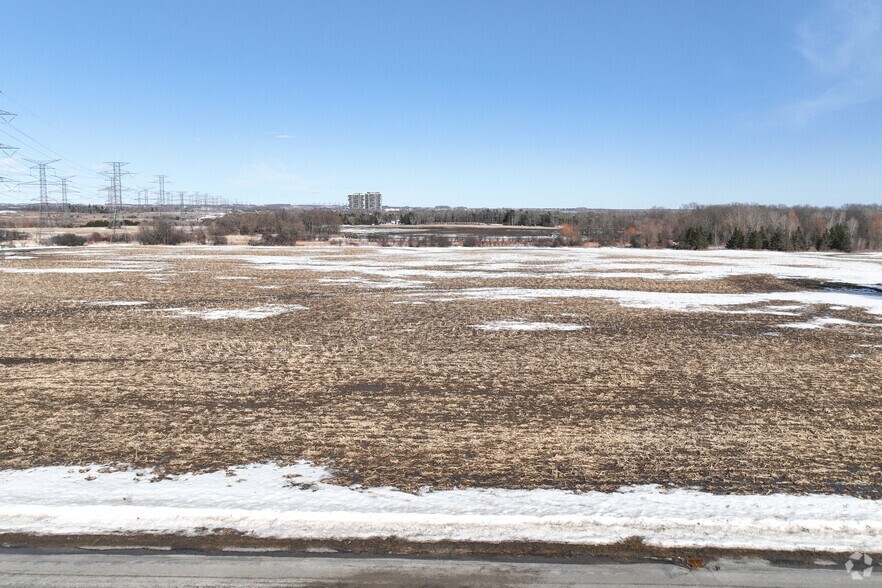 More Photos Of 5515 Garrard Rd, Whitby Distribution For Lease