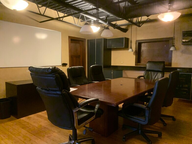 More Photos Of 15426 70th Ct, Orland Park Light Distribution For Sale