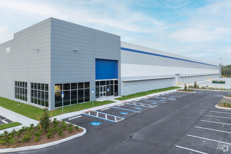 Primary Photo Of 1751 Suddath Park St, Tampa Warehouse For Lease