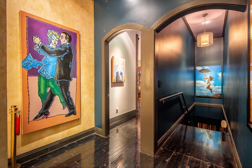 More Photos Of 213 Printers Aly, Nashville General Retail For Sale