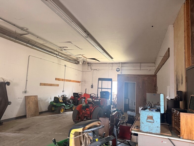 More Photos Of 50 Hojack Park, Rochester Warehouse For Sale