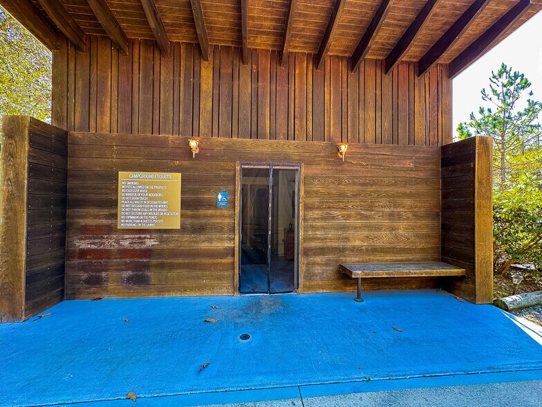 More Photos Of 7009 Creek Stone Rd, Milton Lodge Meeting Hall For Sale