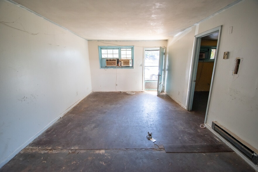 More Photos Of 3425 Martin Ave, Greensboro Apartments For Sale