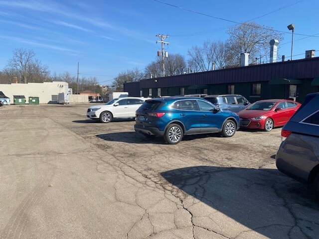 More Photos Of 310-322 W Ann St, Ann Arbor Warehouse For Sale