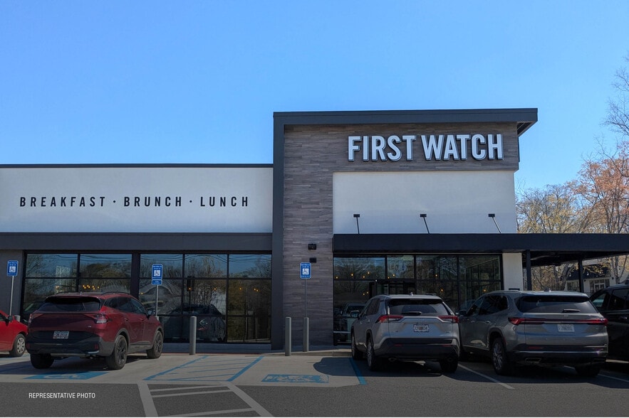 Primary Photo Of 2921 Scottsville Rd, Bowling Green Restaurant For Sale