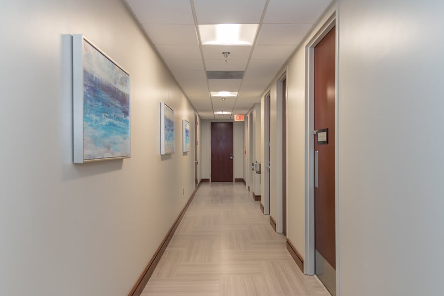 More Photos Of 7301 Forest Ave, Richmond Medical For Lease