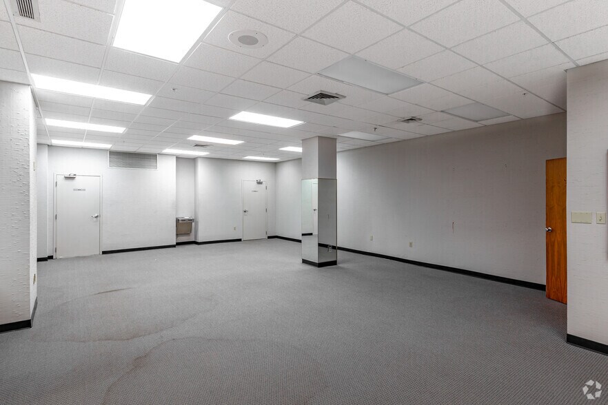 More Photos Of 525 Milam St, Shreveport Office For Sale