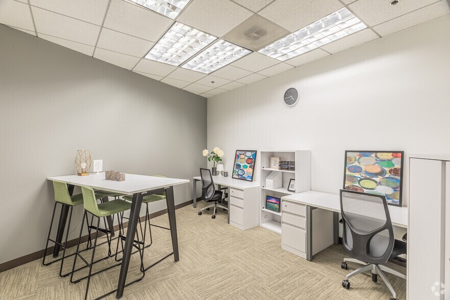 More Photos Of 402 W Broadway, San Diego Office For Lease