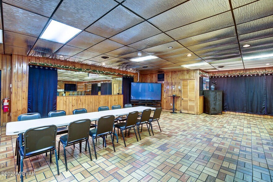 More Photos Of 505 Washington Blvd, Williamsport Restaurant For Sale
