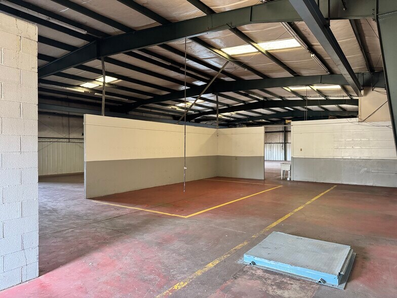 More Photos Of 1143 Airport Rd, Shelby Industrial For Lease