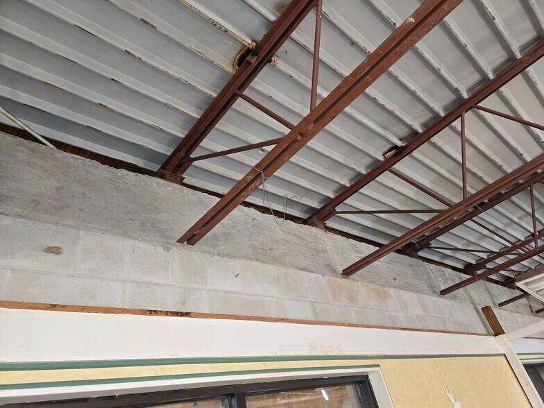 More Photos Of 7695 Ulmerton Rd, Largo Fast Food For Lease
