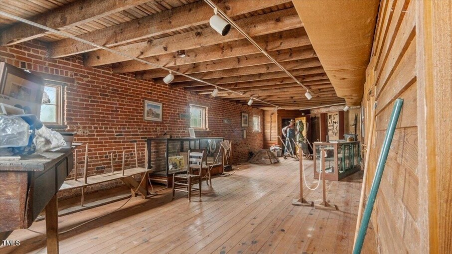 More Photos Of 306 W Main St, South Hill Office Residential For Sale
