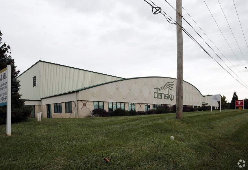 More Photos Of 8 Federal Rd, West Grove Distribution For Lease