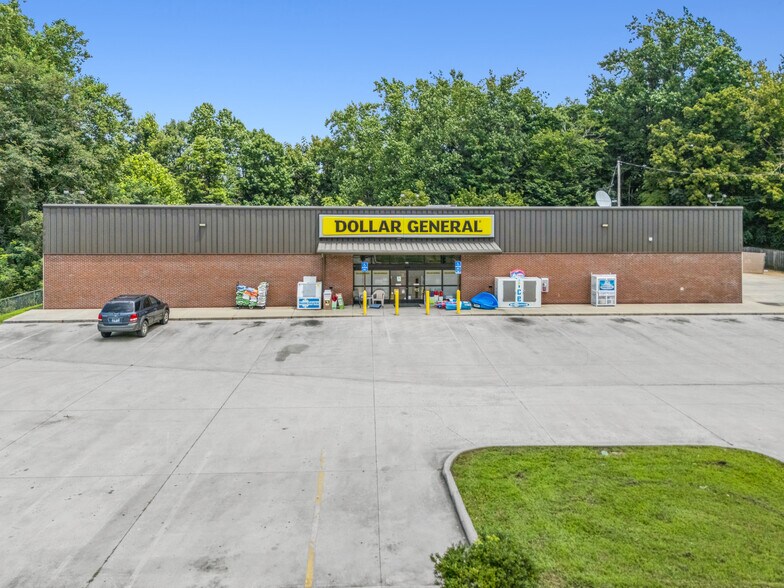 More Photos Of 8060 Clay County Hwy, Moss General Retail For Sale