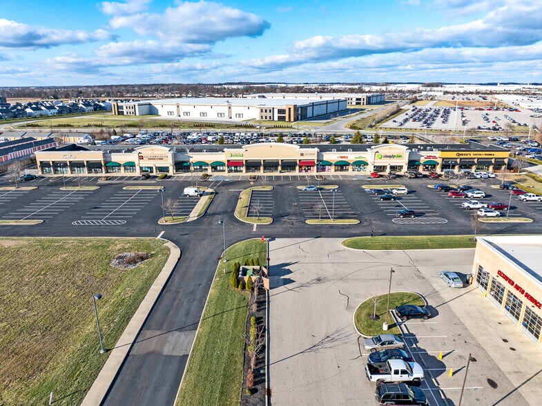 More Photos Of 160 Plainfield Village Dr, Plainfield General Retail For Sale