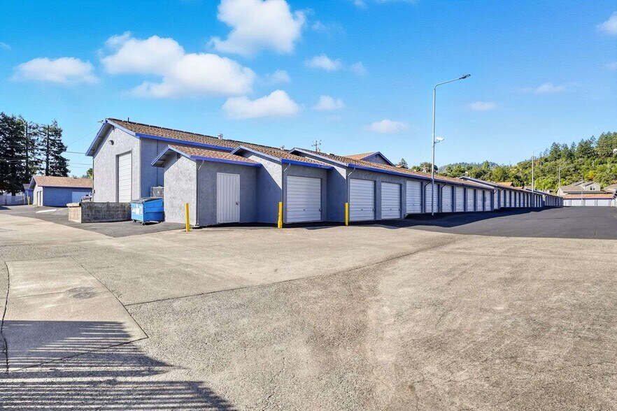 Primary Photo Of 35 Industrial Dr, Cloverdale Flex For Lease