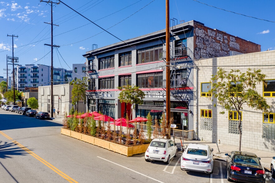 Primary Photo Of 811-815 Traction Ave, Los Angeles Loft Creative Space For Lease