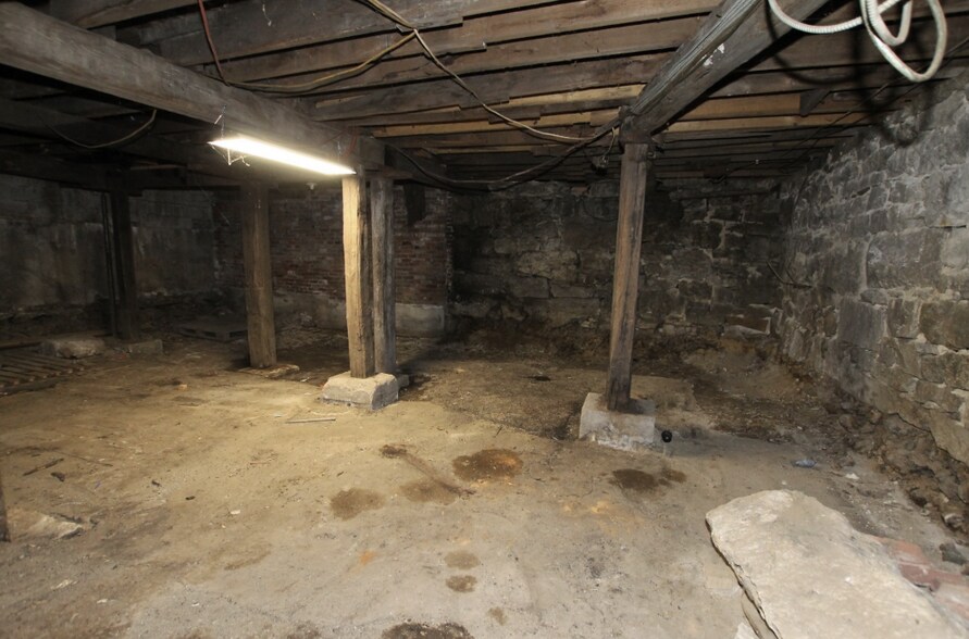 More Photos Of 74 Water St, Worcester Warehouse For Sale