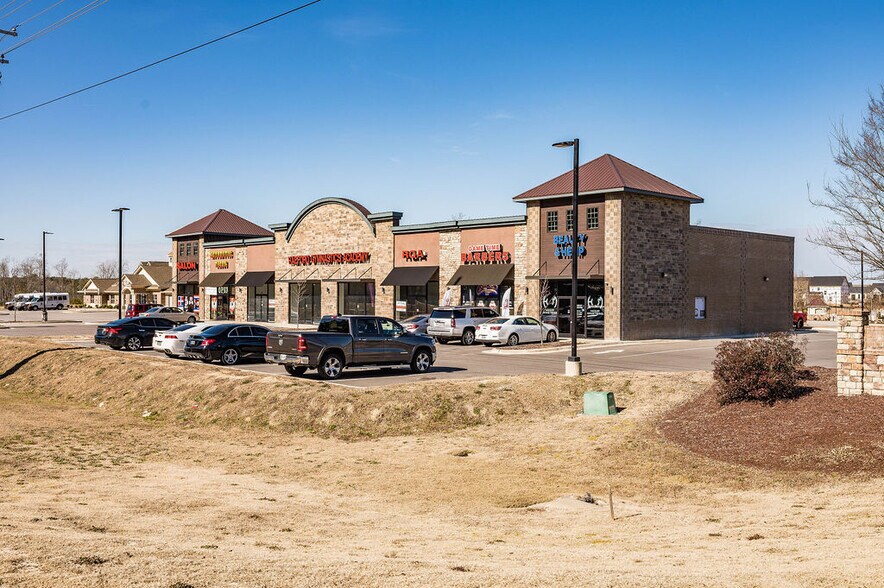 More Photos Of 101-129 Great Ln, Raeford Storefront Retail Office For Lease