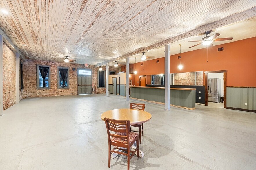 More Photos Of 107 E Main St, Eagle Lake Specialty For Sale
